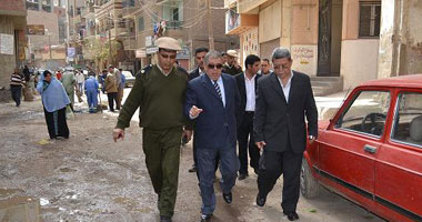 محافظ الفيوم يقود حملة لنظافة المدينة