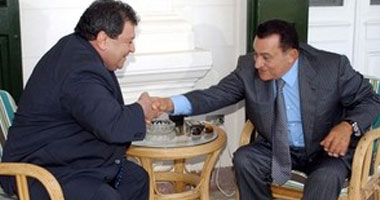 بن أليعازر ينفى تلقيه 25 ألف دولار شهريًا من مبارك على سبيل الهدية