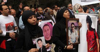 وقفة احتجاجية لمصابى الثورة أمام المجلس الأعلى للمصابين اعتراضا على غلقه