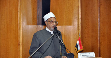 اعتصام العاملين بأوقاف الإبراهيمية لتعدى إمام على مدير الإدارة