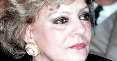 نادية لطفى تنعى الكاتب جمال الغيطانى
