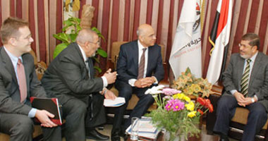 مرسى: الحكومة لم تقدم توضيحات كافية حول قرض النقد الدولى