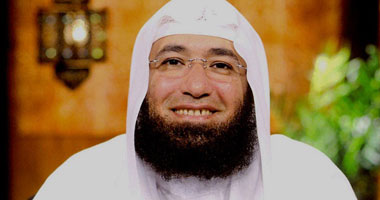الداعية محمود المصرى يتحدث عن "فضل بر الوالدين" على قناة اقرأ