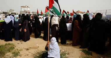 مسيرة فلسطينية تدعو لمقاطعة المنتجات الإسرائيلية فى نابلس
