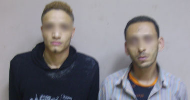 القبض على عاطلين بحوزتهما 5 طرب حشيش وخنجر بالطالبية