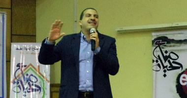 عمرو خالد: "صناع الحياة" يتفق مع أوغندا على تدريب 10 آلاف منظمة