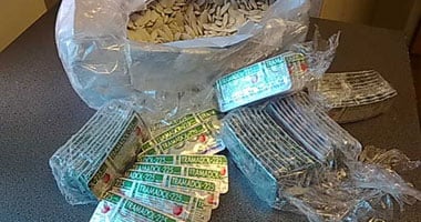 ضبط عامل بوفيه يتاجر بالمخدرات داخل محكمة جنوب القاهرة 