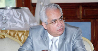 قضاة استئناف القاهرة يجمعون 200 توقيع لسحب التفويض من "عبد المعز"