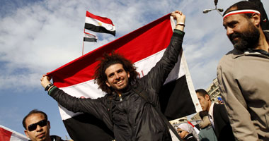 دليل المواطن المصرى إلى فهم الدستور.. أشهر كتب الدساتير فى مصر ترفع شعار «عيش حرية كرامة إنسانية»