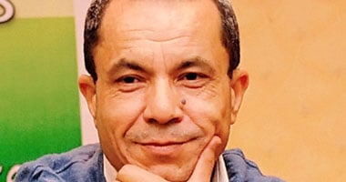 كمال عباس: نطالب القوى العاملة بوضع حلول جذرية لأزمة العمالة المصرية فى ليبيا