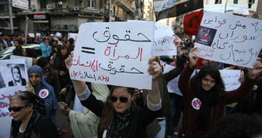 مسيرة لـ"القضاء العالى" للتنديد بسفر الأمريكان والتضامن مع "سميرة"