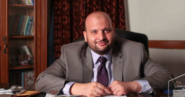مستشار المفتى من أمريكا: مصر بحاجة إلى مانديلا مصرى يعالج حالة الشقاق