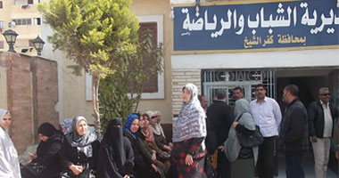 تعليق إضراب العاملين بـ"الشباب والرياضة" بكفر الشيخ 