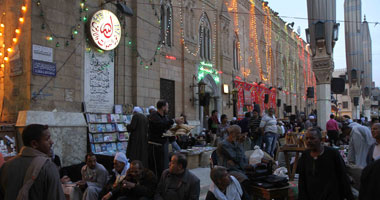 مجهولون يعتدون على الباعة الجائلين بالحسين 