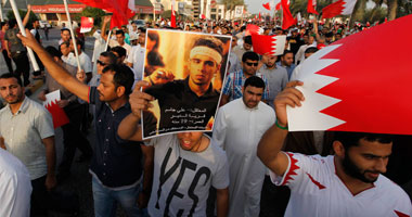 آلاف الشيعة يتظاهرون فى البحرين للمطالبة بمشروع سياسى