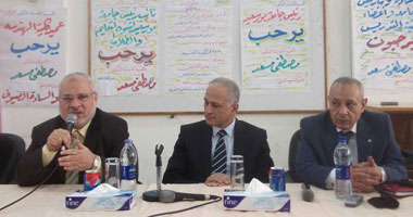 وزير التعليم العالى: لابد من عودة الثقة بين الطلاب والأساتذة والحكومة