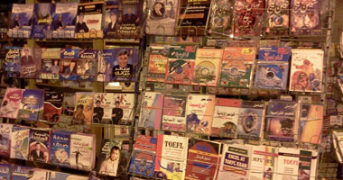 "اقرأ واتعلم"..معرض بيع الكتب لتشجيع طلبة جامعة القاهرة على القراءة