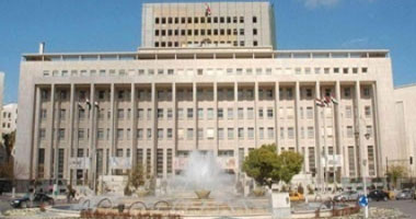 "المركزى" السورى يحمل المواطن مسئولية انهيار الليرة