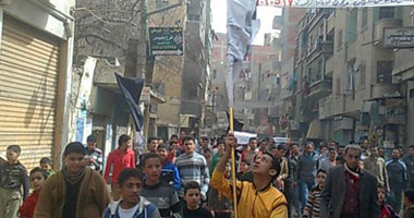 وقفة لإخوان الشرقية للمطالبة بعودة "المعزول"