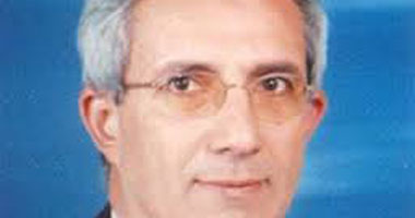 وزير التعليم العالى يدعو طلبة الجامعات لاحترام تقاليدها