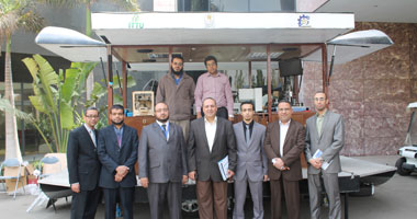 جامعة أسيوط تبتكر أول معمل تعليمى متنقل بشوارع المحافظة