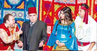 غدًا.. وزير الثقافة يشهد "اللى بنى مصر" على المسرح العائم
