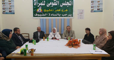 بالصور.. المجلس القومى للمرأة بكفر الشيخ يناقش عددا من القضايا العاجلة 