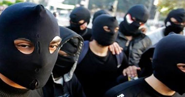 مد أجل النطق بالحكم على المتهمين فى "البلاك بلوك" لـ8 سبتمبر