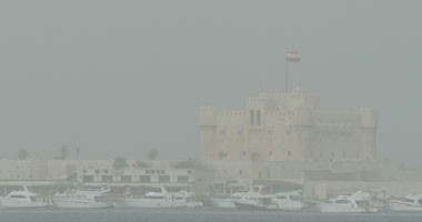عاصفة ترابية تضرب الإسماعيلية