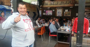 تنفيذ حكم بالسجن 5 سنوات على صاحب "مطعم البرنس" بإمبابة.. المحكمة أيدت الحكم نهائيا عقب حضور المتهم الجلسة وإيداعه قفص الاتهام.. ومباحث الجيزة تتحفظ عليه وترحله إلى قسم إمبابة