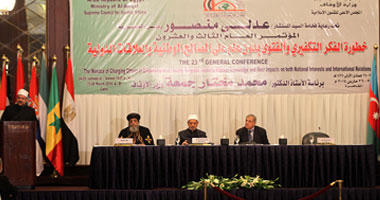 "الطيب": الأزهر سبيله مقاومة الانحراف الفكرى الضال