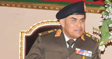 وزير الدفاع فى السويس لحضور مناورة حربية للجيش الثالث 