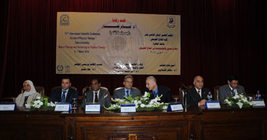 جابر نصار: جامعة القاهرة لن تتأخر عن دعم أى عمل يخفف آلام الناس