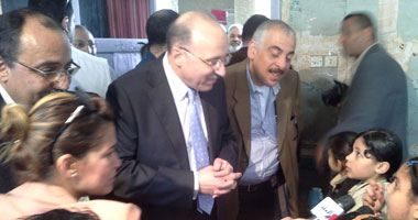 وزير الصحة ينهى جولته بالمعهد الأزهرى ببنها..ويتوجه لـ"كفر سعد"