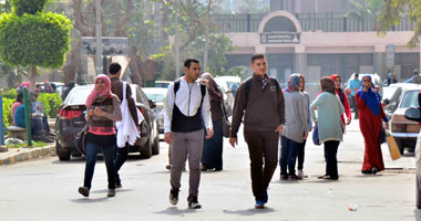 مدن جامعة عين شمس تواصل استقبال الطلاب لتسكينهم بالمدن لليوم الثانى