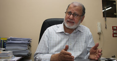 نائب مرشد الإخوان السابق: استقالة وزير النقل وحدها لا تكفى