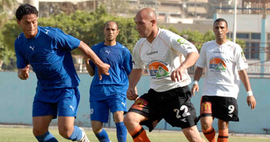 أسمنت السويس يبتعد عن الهبوط بالفوز على المريخ