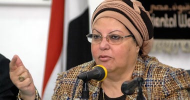 فض اعتصام عمال غزل الفيوم