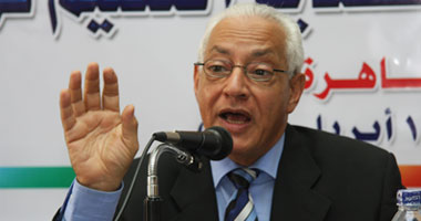 هلال: مبادرة زقزوق لزيارة القدس لا تمثل "الوطنى"