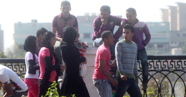 بحث سبل مواجهة تعرض الفتيات للمعاكسات
