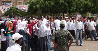 ظهور  17 حالة مصابة بالغدة النكافية بمدرسة ببلبيس 