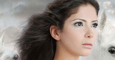 صفحة "منى زكى" سفيرة ينابيع تدعو للمشاركة فى حملة الألف صورة