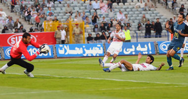 الزمالك يحتل مدرجات الاستاد وإنبى يرتكز فى الأولى شمال