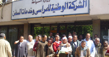 بالصور.. منع وكيل وزارة السياحة بالأقصر من دخول مكتبه 