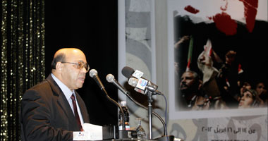 افتتاح "الثقافة والثورة" بالوقوف حدادًا على أرواح الشهداء 