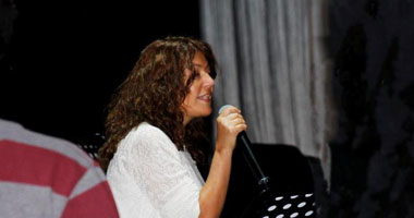 بالصور.. جمهور سميرة سعيد يتابعون كواليس "يلا نغنى" بشغف 