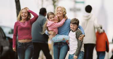 Raising Helen  الليلة على قناة  MBC2