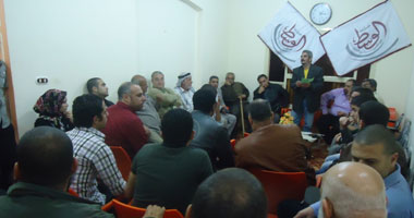 اجتماع القوى السياسية بحزب الوسط يؤكد على أهمية إسقاط حكم العسكر 