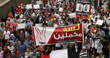 آلاف المتظاهرين يخرجون من "النور" فى اتجاه للتحرير لإسقاط حكم العسكر