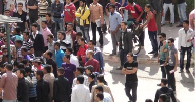 "النهضة" تستنكر الاشتباكات فى كلية الحقوق وتهاجم اتحاد "الطلبة التونسى"